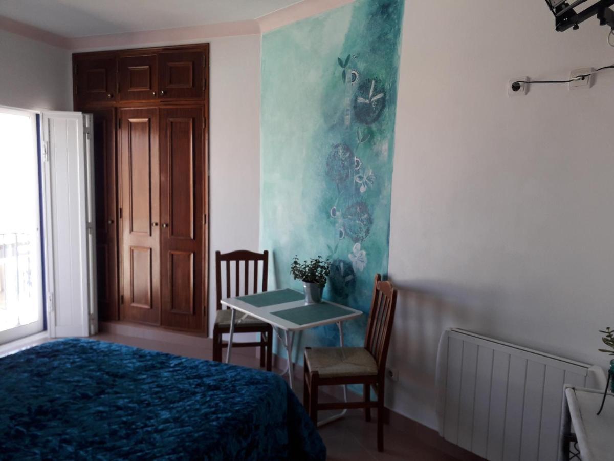 Sagres Sunny Room With Private Bathroom 300M From The Beach Buitenkant foto