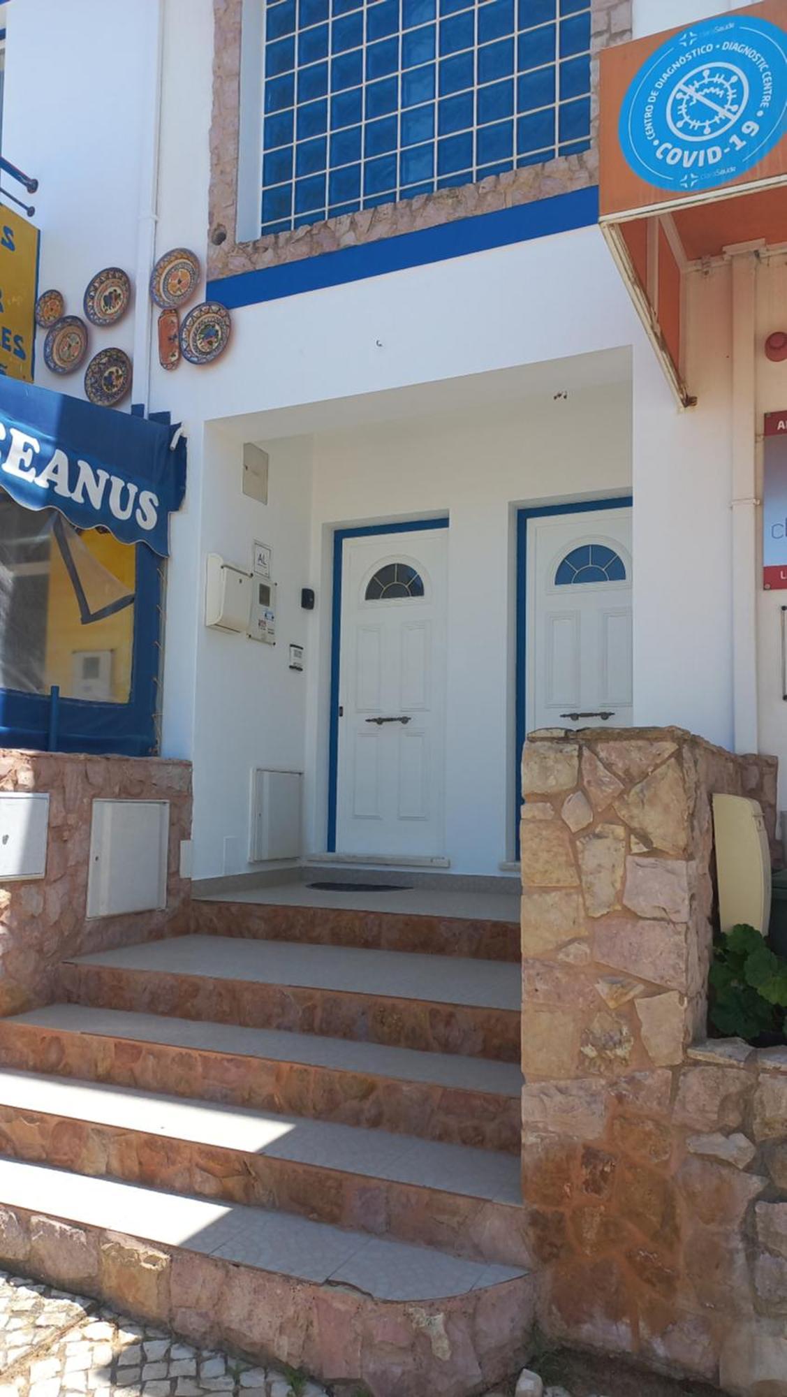 Sagres Sunny Room With Private Bathroom 300M From The Beach Buitenkant foto