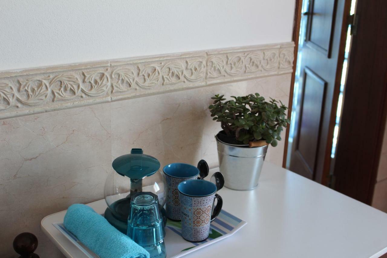 Sagres Sunny Room With Private Bathroom 300M From The Beach Buitenkant foto
