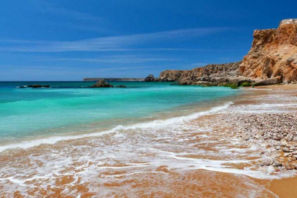 Sagres Sunny Room With Private Bathroom 300M From The Beach Buitenkant foto